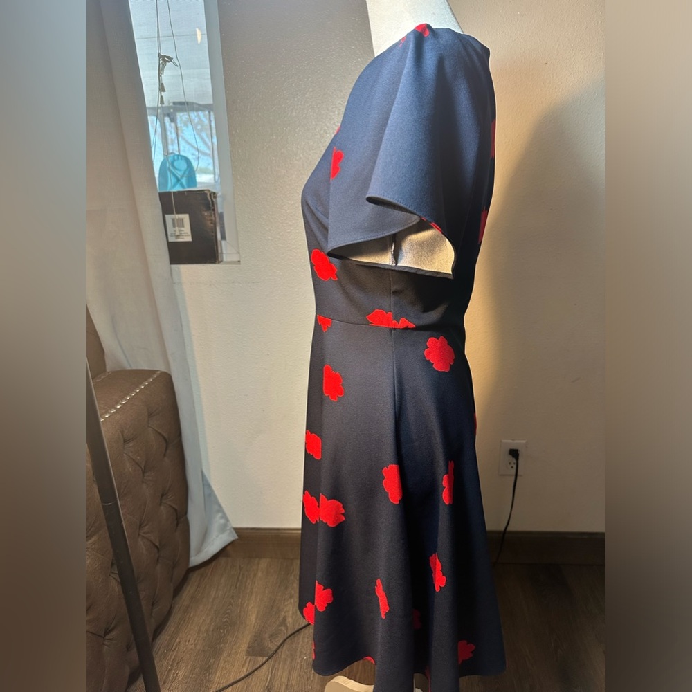 Banana republic navy blue w/ red floral print cute sleeves and flowy Flow size0 - Picture 15 of 16